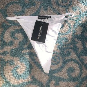 PRETTYLITTLETHING Bikini Bottoms - White